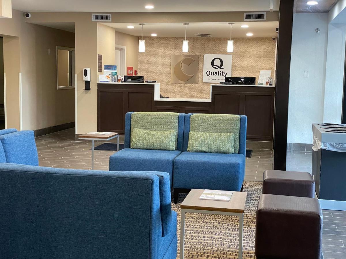 Quality Inn & Suites Spring Lake - Fayetteville Near Fort Bragg 외부 사진