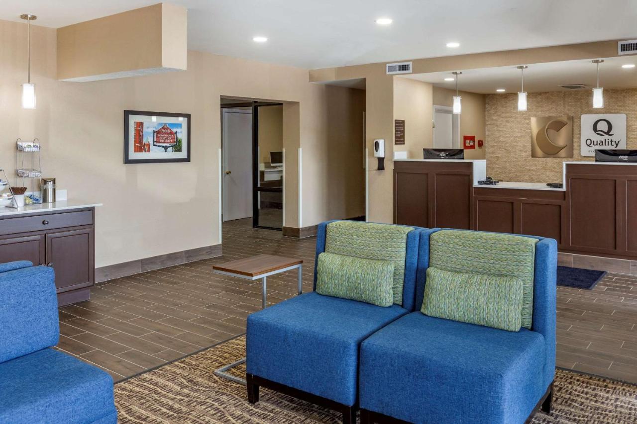 Quality Inn & Suites Spring Lake - Fayetteville Near Fort Bragg 외부 사진