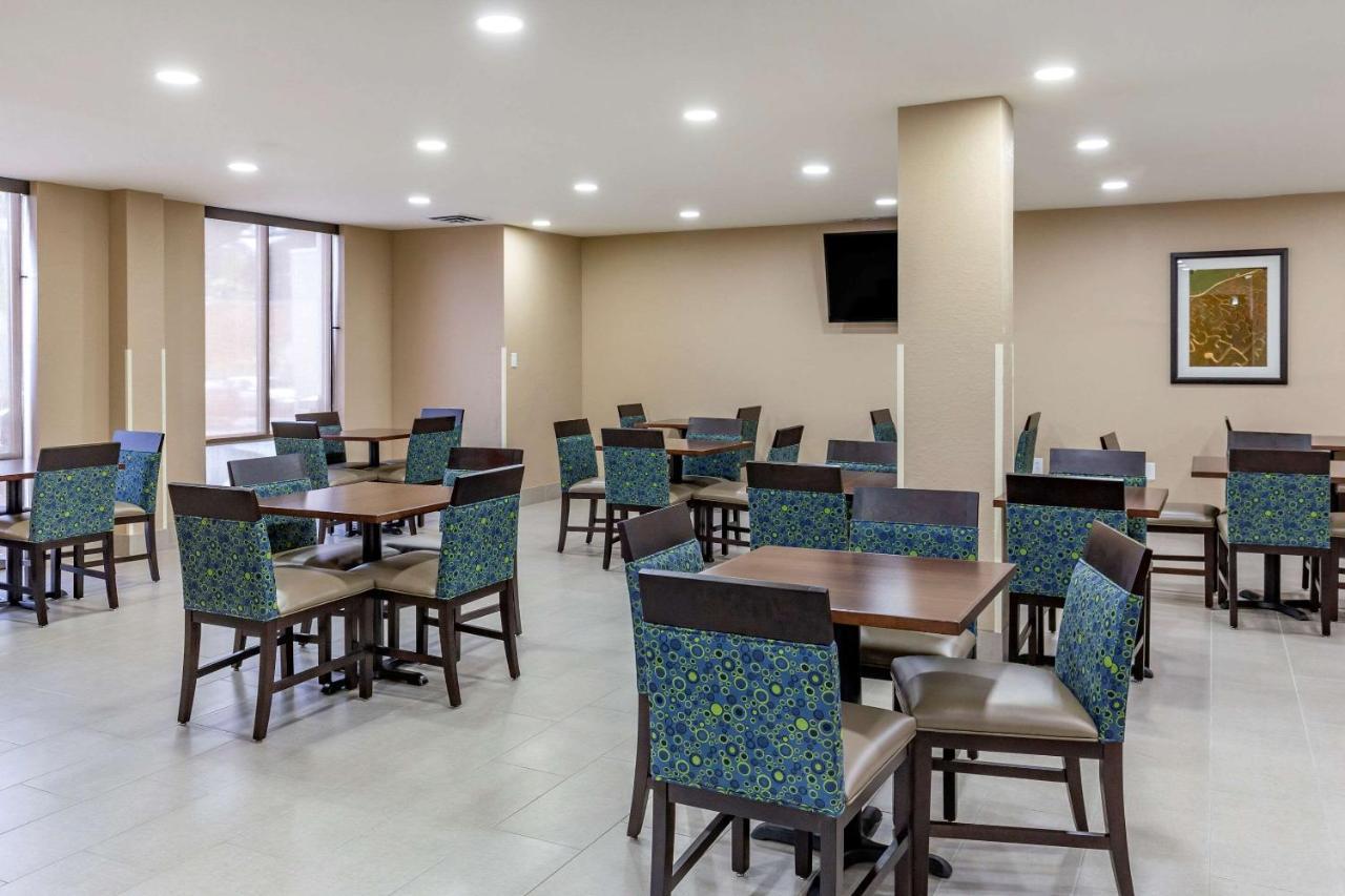 Quality Inn & Suites Spring Lake - Fayetteville Near Fort Bragg 외부 사진